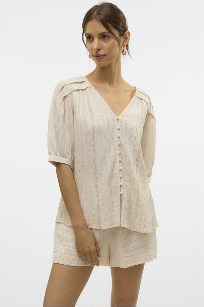 VMDAHLIA S/S V-NECK SHIRT WVN BTQ 10329115 Pumice Stone/Gold